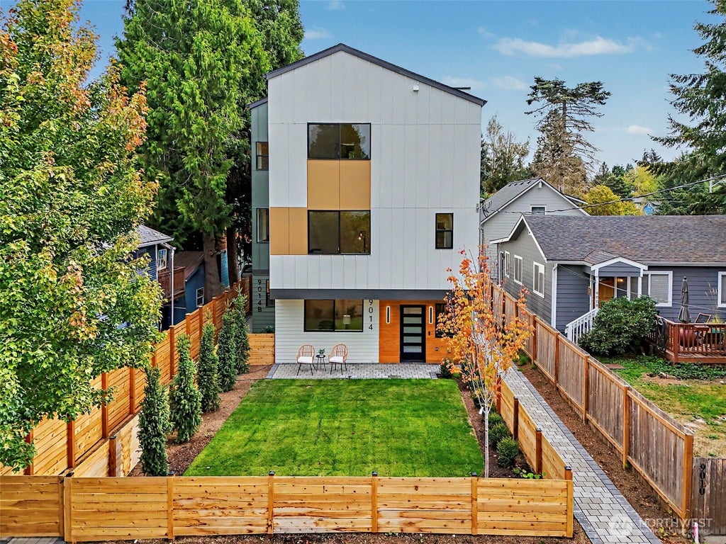 Photo of 9014 4th Avenue NW, Seattle, WA 98117 (MLS # 2583414)