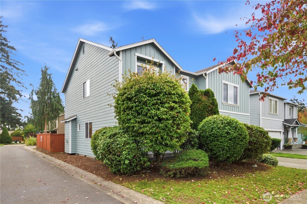 Photo of 17817 SE 259th Street, Covington, WA 98042 (MLS # 2592932)