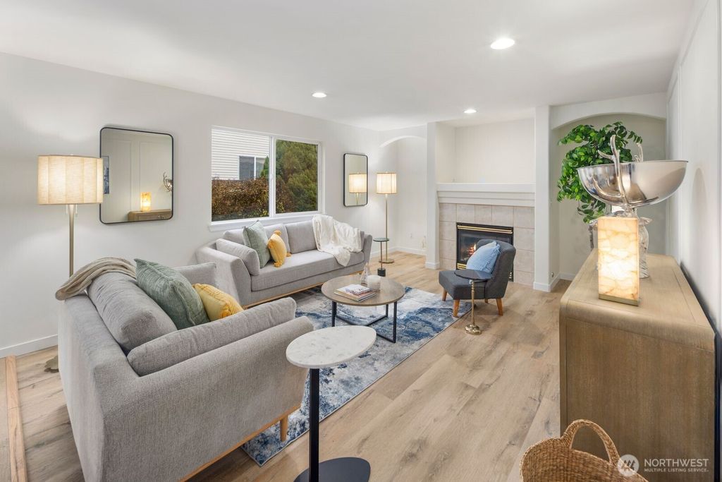 Photo of 1211 176th Place SW, Lynnwood, WA 98037 (MLS # 2460665)