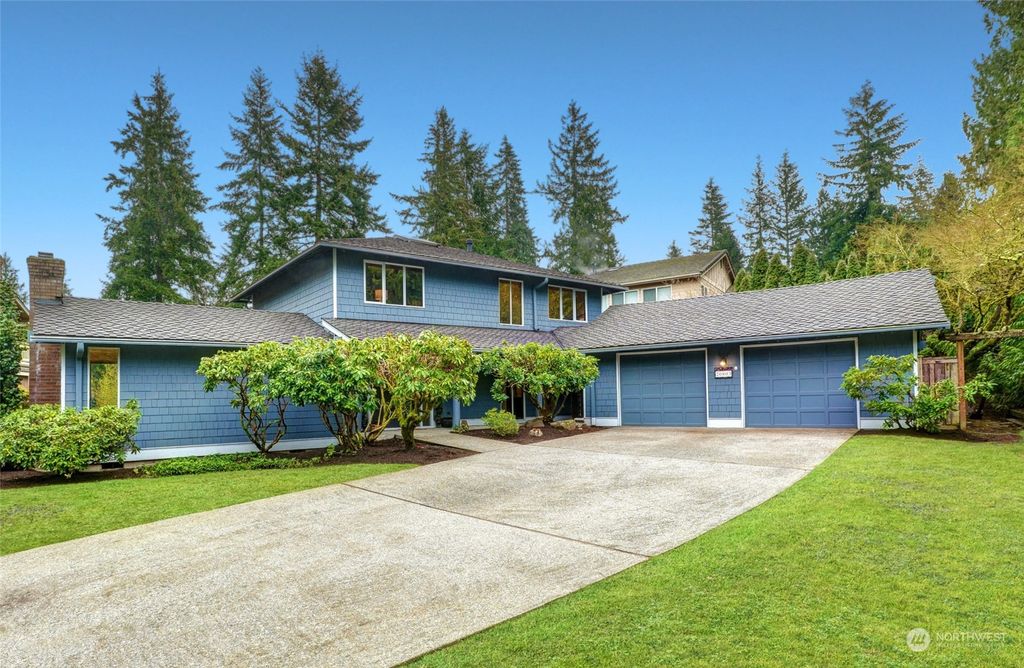 Photo of 20803 NE 26th Place, Sammamish, WA 98074 (MLS # 2314722)