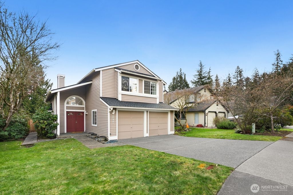 Photo of 24341 SE 42nd Place, Issaquah, WA 98029 (MLS # 2485090)