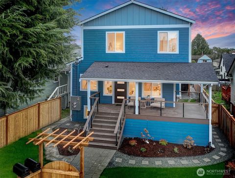 Photo of 7008 Linden Avenue N, Seattle, WA 98103 (MLS # 2482462)