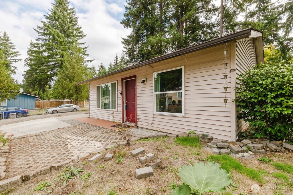 Photo of 19463 SE 267th Street, Covington, WA 98042 (MLS # 2586187)