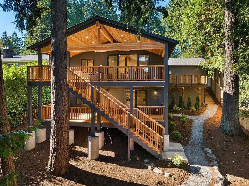 Photo of 2834 108th Avenue SE, Bellevue, WA 98004 (MLS # 2195353)