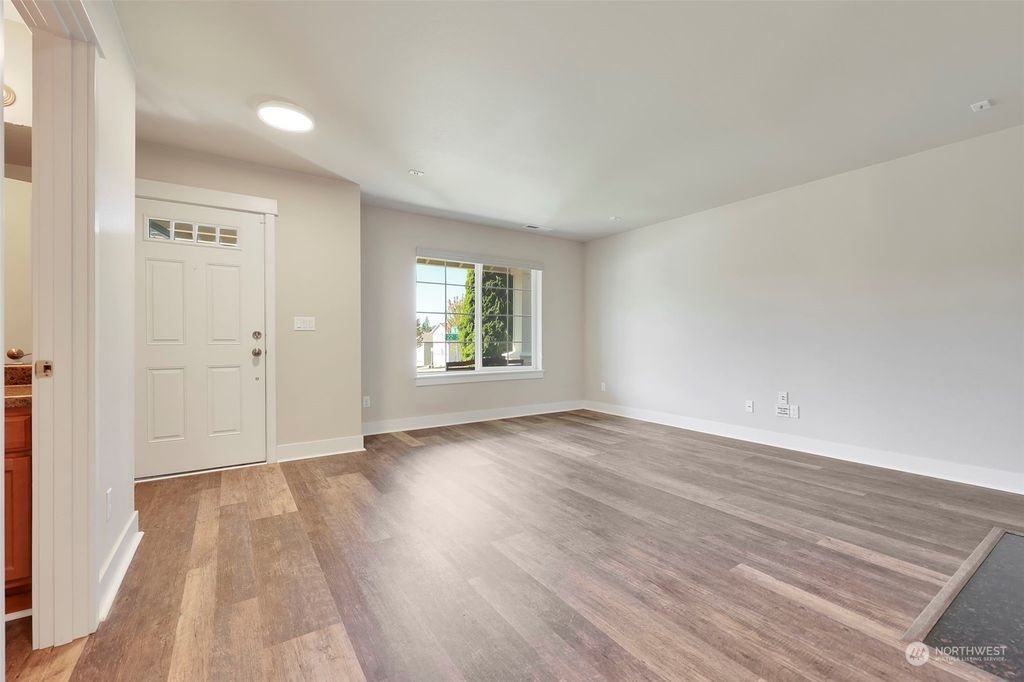 Photo of 11617 22nd Street SE, Lake Stevens, WA 98258 (MLS # 2138977)