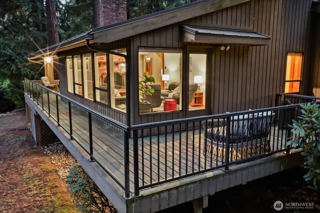 Photo of 4786 NE 178th Street, Lake Forest Park, WA 98155 (MLS # 2593951)