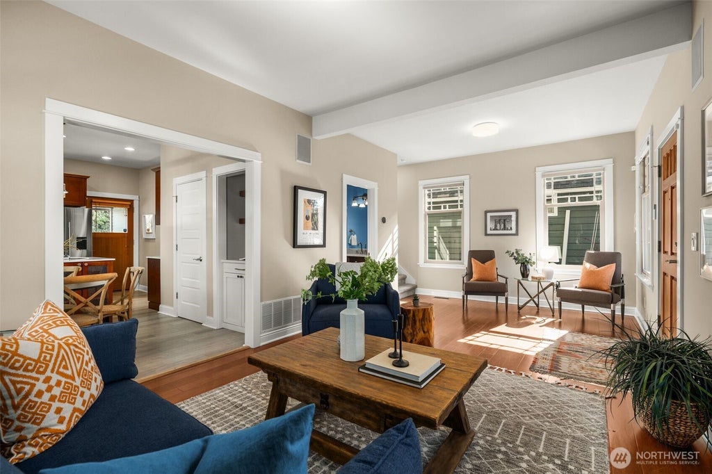 Photo of 4502 Cascadia Avenue S, Seattle, WA 98118 (MLS # 2570054)