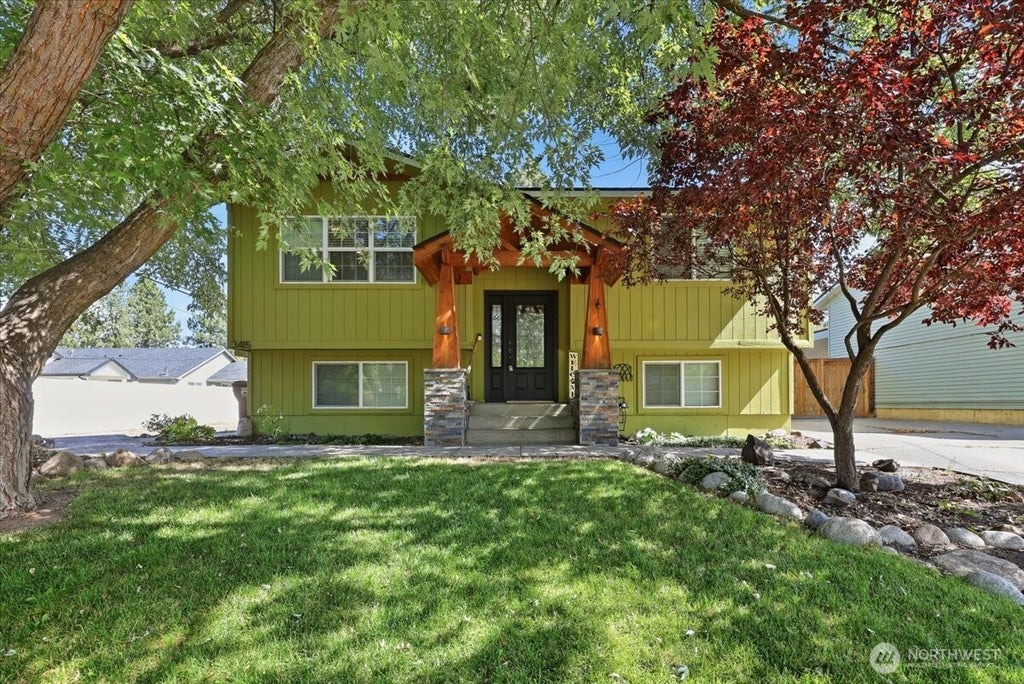 Photo of 3415 S Myrtle Street, Spokane, WA 99223 (MLS # 2579920)