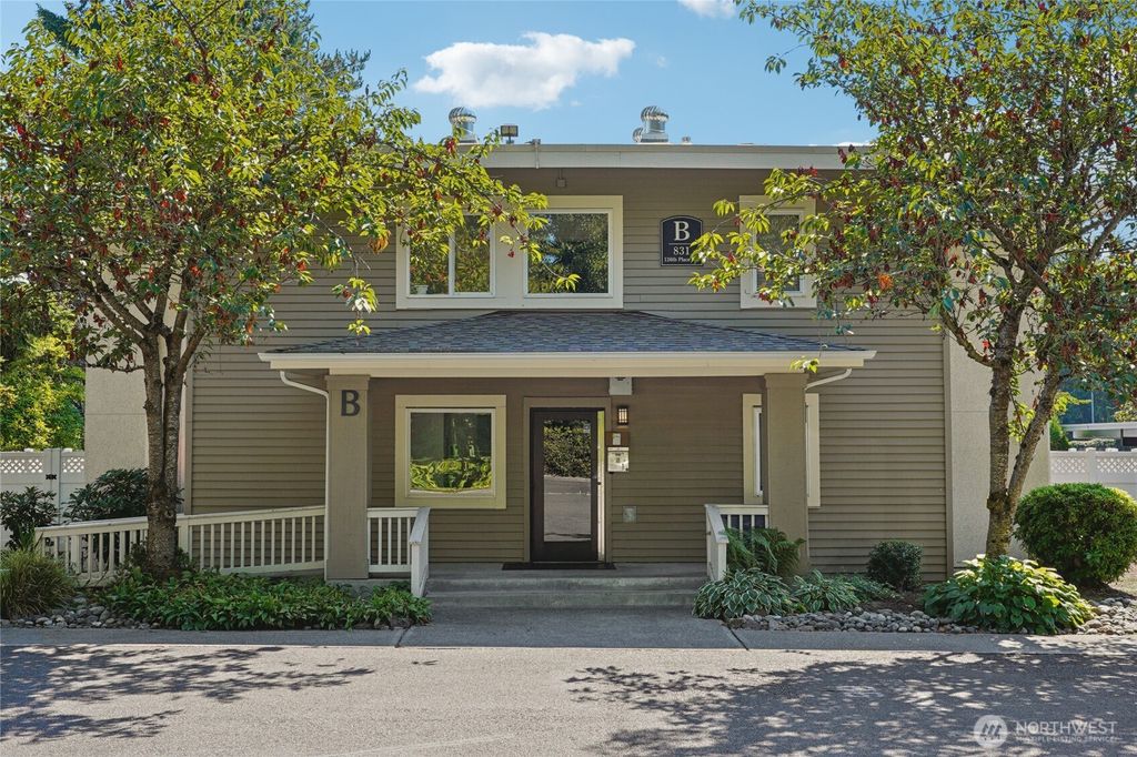 Photo of 831 126th Place NE #B204, Bellevue, WA 98005 (MLS # 2425743)