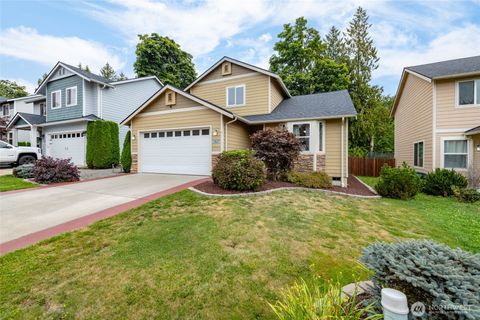 Photo of 1537 E Gateway Heights Loop Loop, Sedro Woolley, WA 98284 (MLS # 2427841)