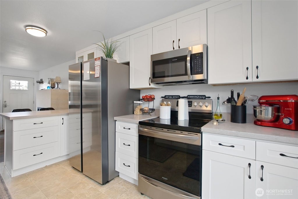 Photo of 9007 10th Street NE, Lake Stevens, WA 98258 (MLS # 2572275)