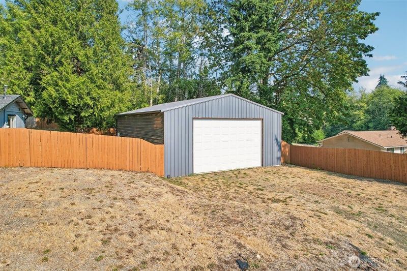 4017 88th Avenue NW