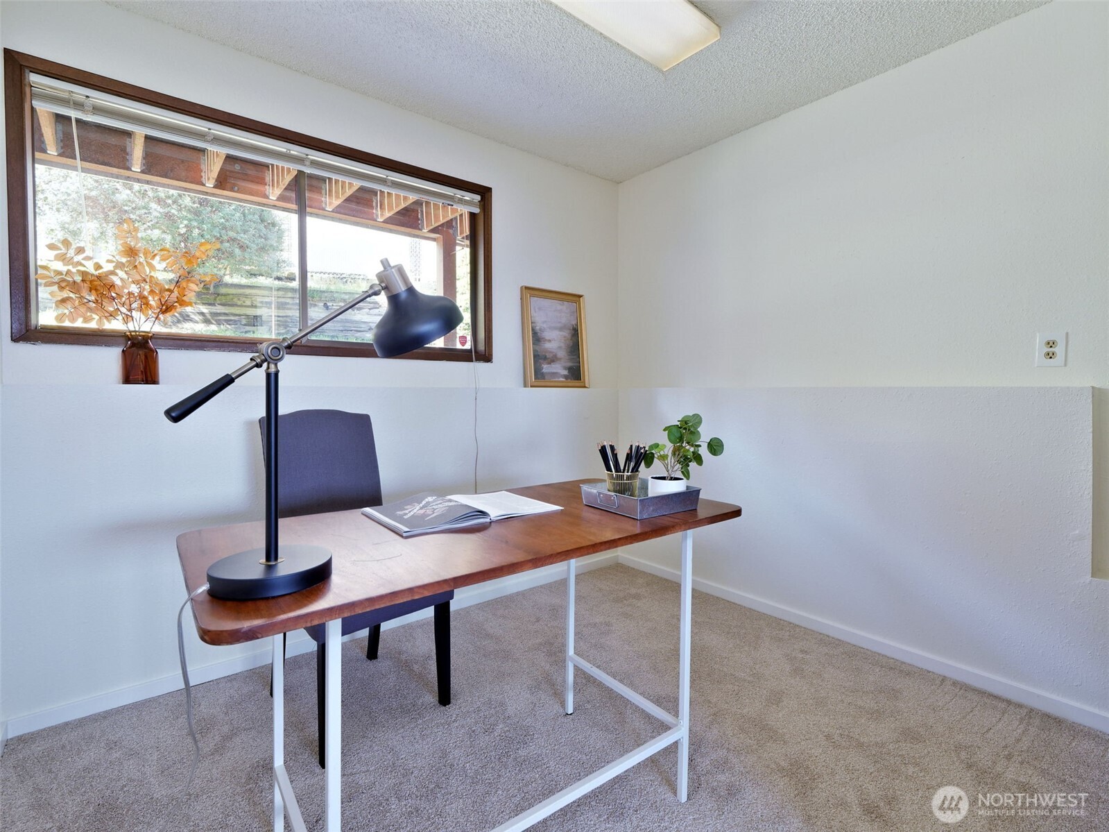 Renton, Washington 98057, United States, 4 Bedrooms Bedrooms, ,3 BathroomsBathrooms,Residential,Pending,99214