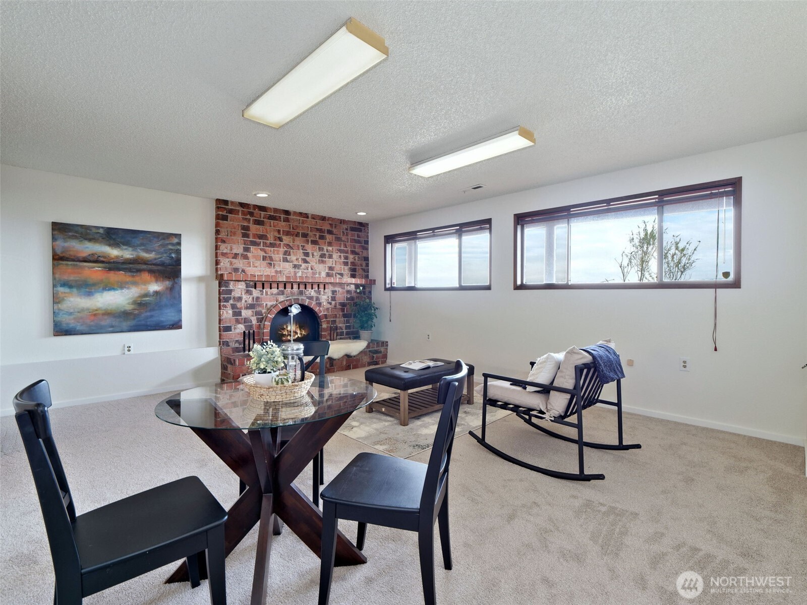 Renton, Washington 98057, United States, 4 Bedrooms Bedrooms, ,3 BathroomsBathrooms,Residential,Pending,99214