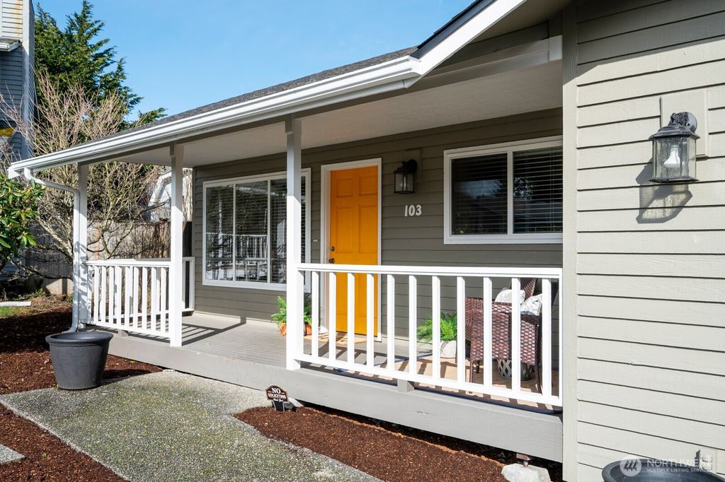 Photo of 103 77th Place SW, Everett, WA 98203 (MLS # 2329186)