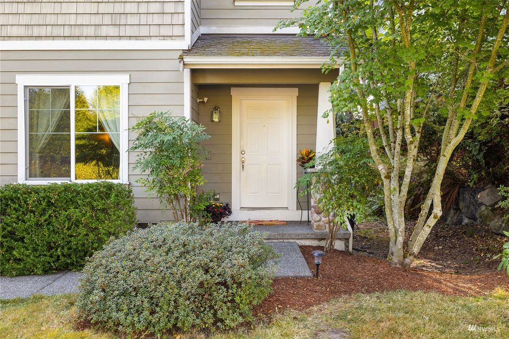 Photo of 11813 60th Avenue SE, Snohomish, WA 98296 (MLS # 1985904)