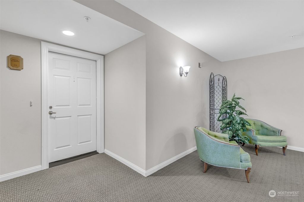 Photo of 4109 224th Lane SE #314, Issaquah, WA 98029 (MLS # 2203376)