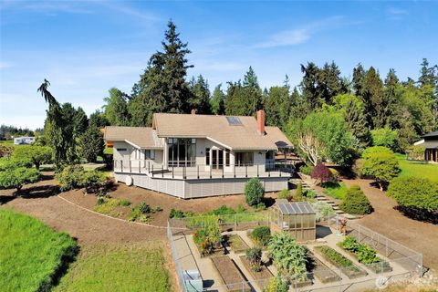 Photo of 11383 Walker Road, Mount Vernon, WA 98273 (MLS # 2524847)