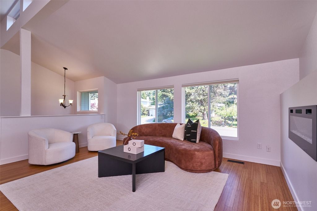Photo of 31925 36th Avenue SW, Federal Way, WA 98023 (MLS # 2527821)