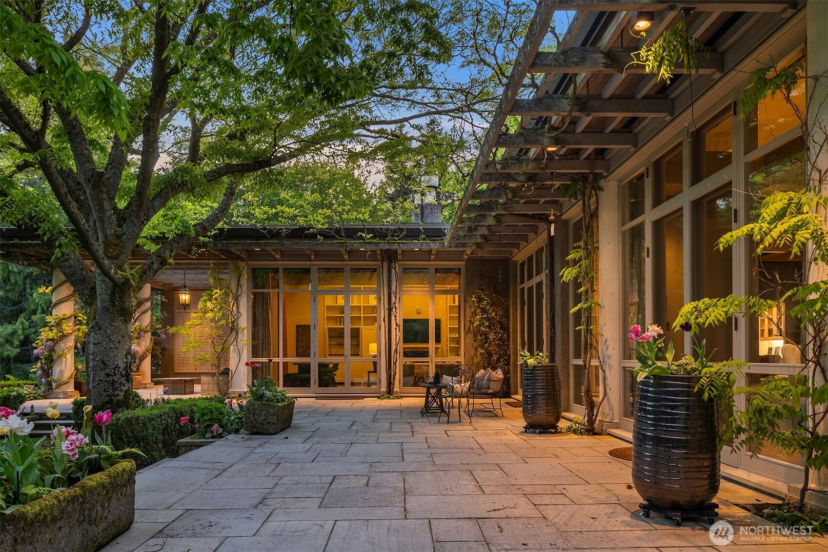 107 NW Highland Drive