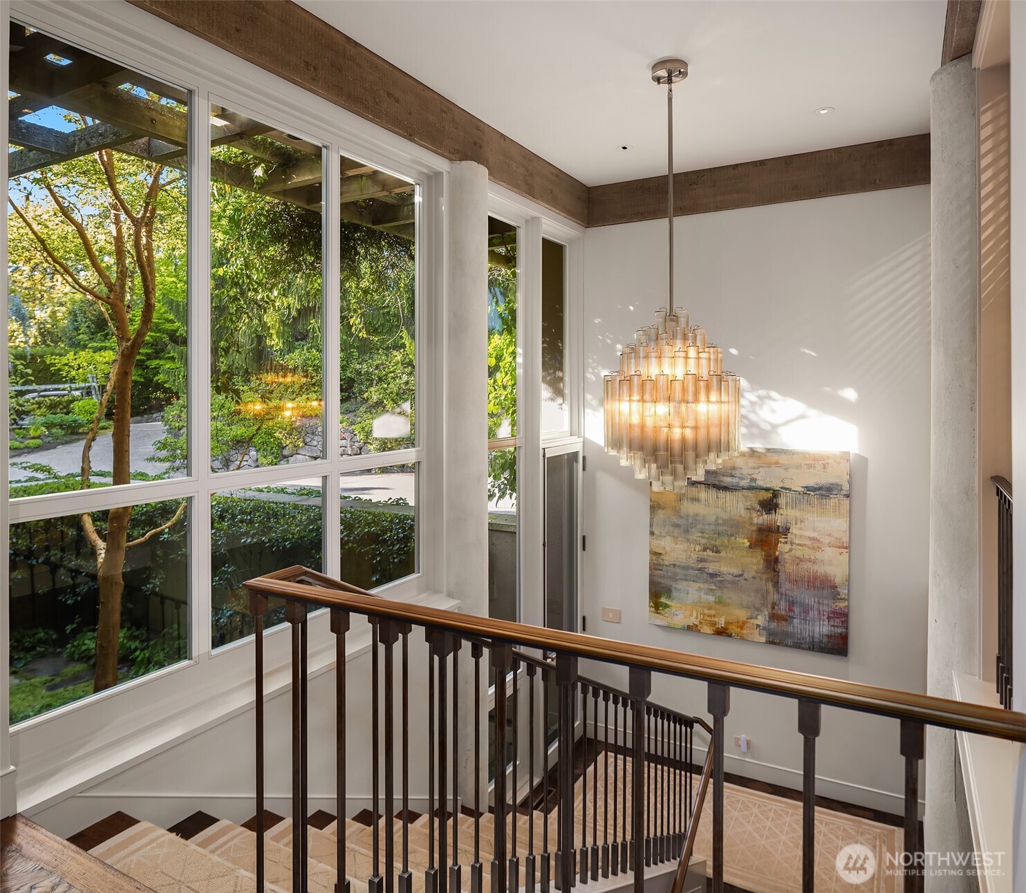 107 NW Highland Drive