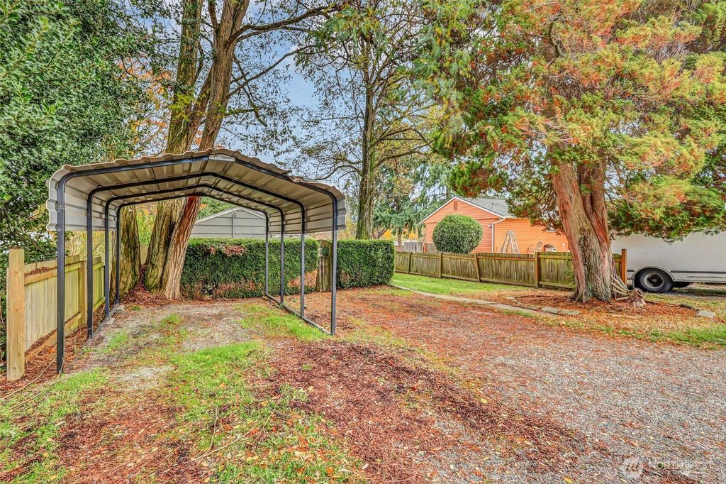 Photo of 16030 15th Avenue SW, Burien, WA 98166 (MLS # 2424044)