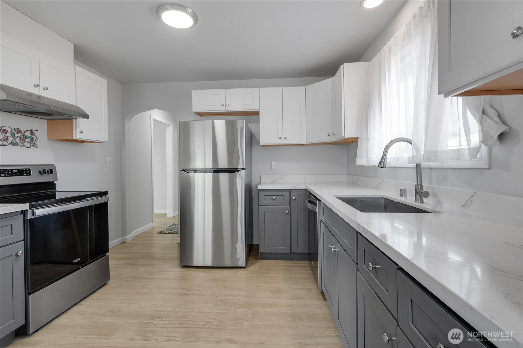 637 Elizabeth Street