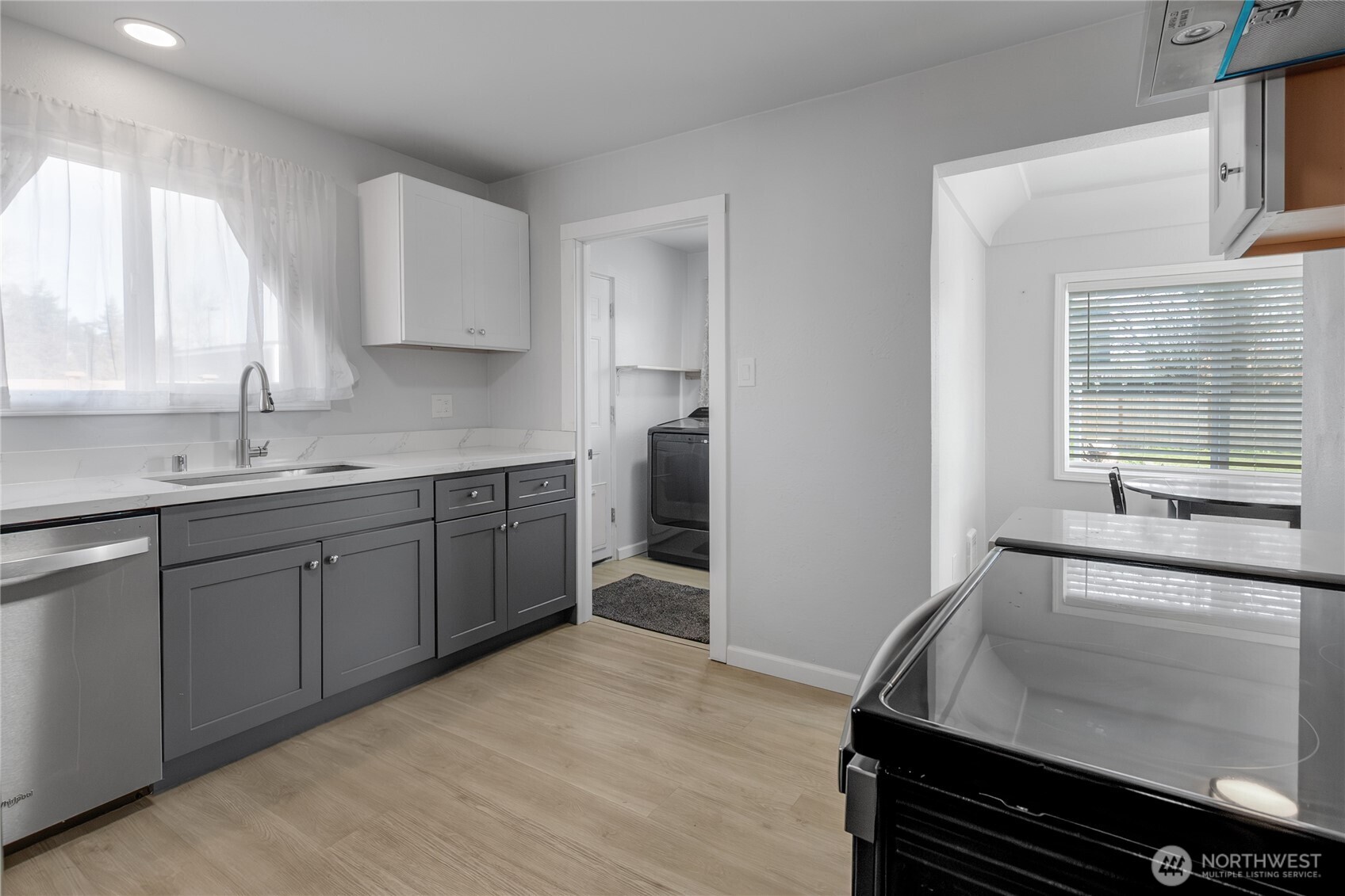 637 Elizabeth Street