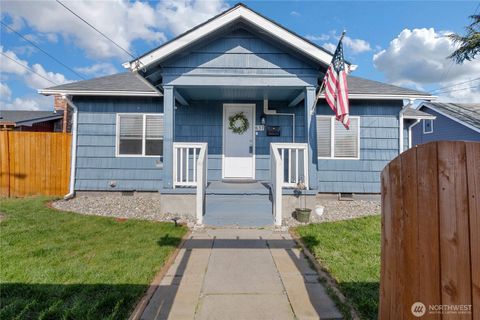 637 Elizabeth Street Sumner WA 98390