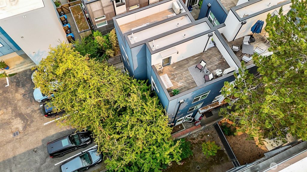 Photo of 319 C Malden Avenue E, Seattle, WA 98112 (MLS # 2426263)