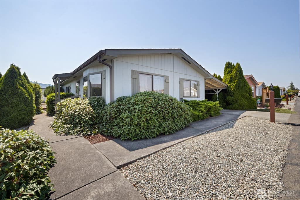 Photo of 325 N 5th Avenue #38, Sequim, WA 98382 (MLS # 2566676)