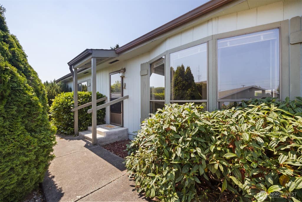Photo of 325 N 5th Avenue #38, Sequim, WA 98382 (MLS # 2566676)