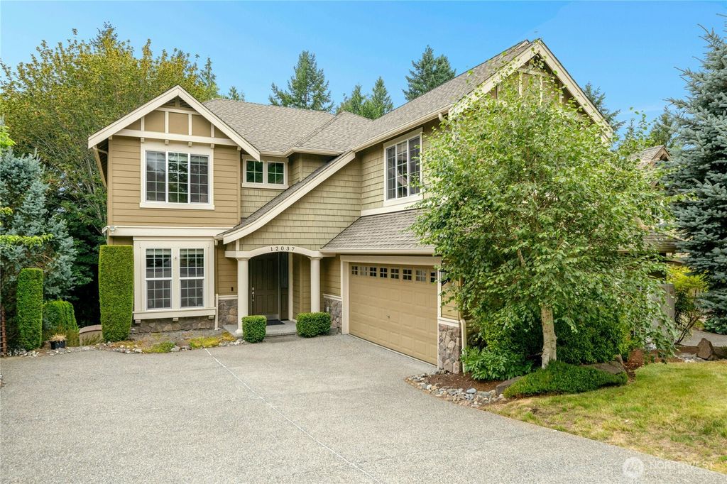 Photo of 12037 165 Place NE, Redmond, WA 98052 (MLS # 2410393)