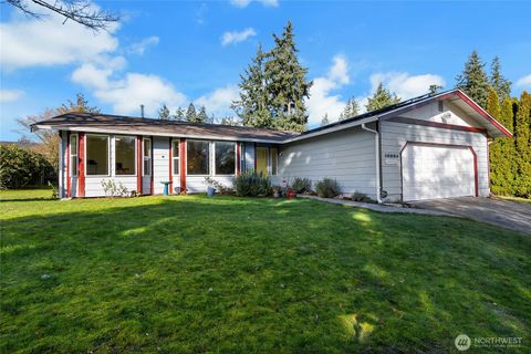 Photo of 10304 63rd Avenue Ct E, Puyallup, WA 98373 (MLS # 2483514)