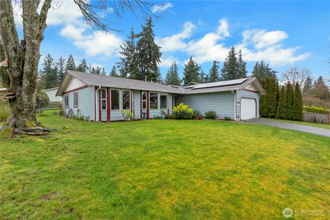 Photo of 10304 63rd Avenue Ct E, Puyallup, WA 98373 (MLS # 2483514)