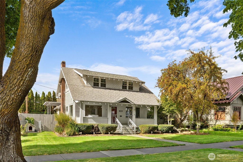 Photo of 405 N Anderson Street, Ellensburg, WA 98926 (MLS # 2591945)