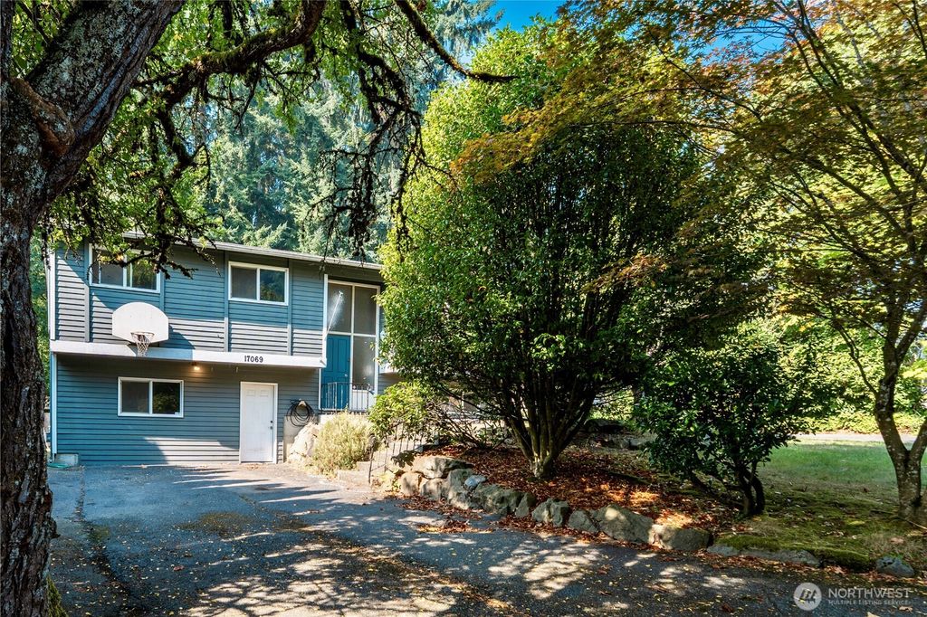 Photo of 17069 142nd Place NE, Woodinville, WA 98072 (MLS # 2397429)