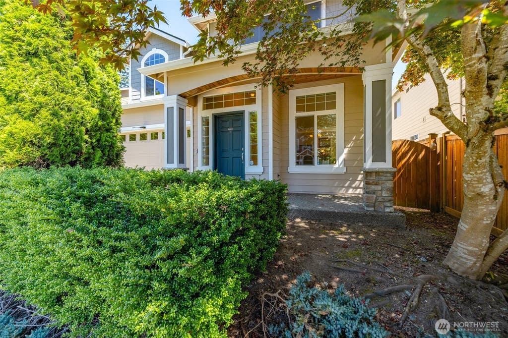 Photo of 2115 143 Place SW, Lynnwood, WA 98087 (MLS # 2563459)