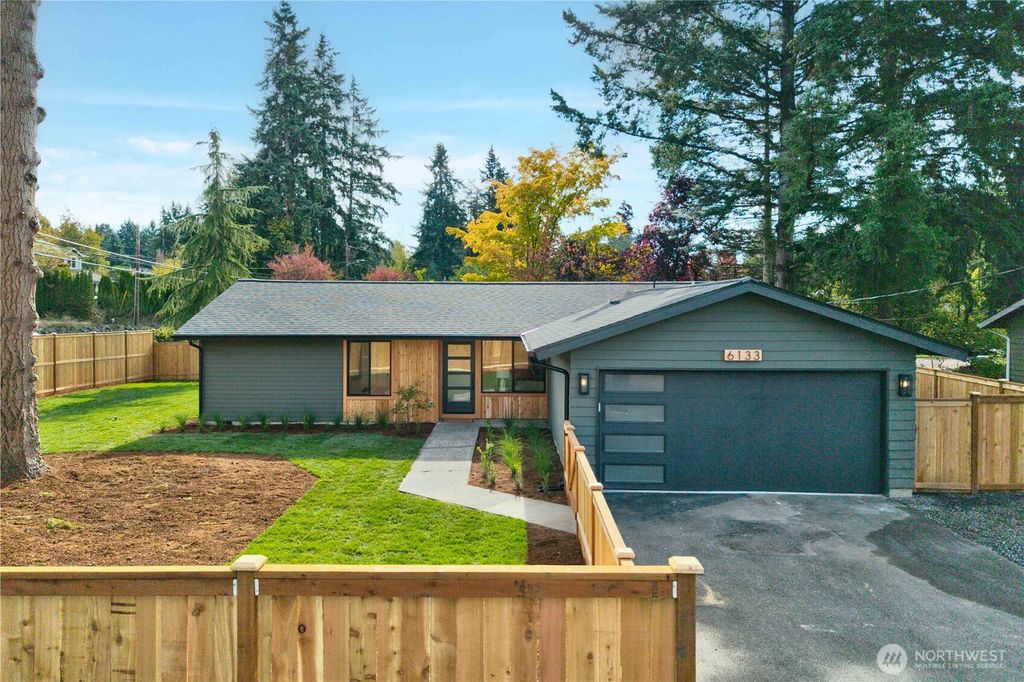 Photo of 6133 NE 200th Street, Kenmore, WA 98028 (MLS # 2445779)