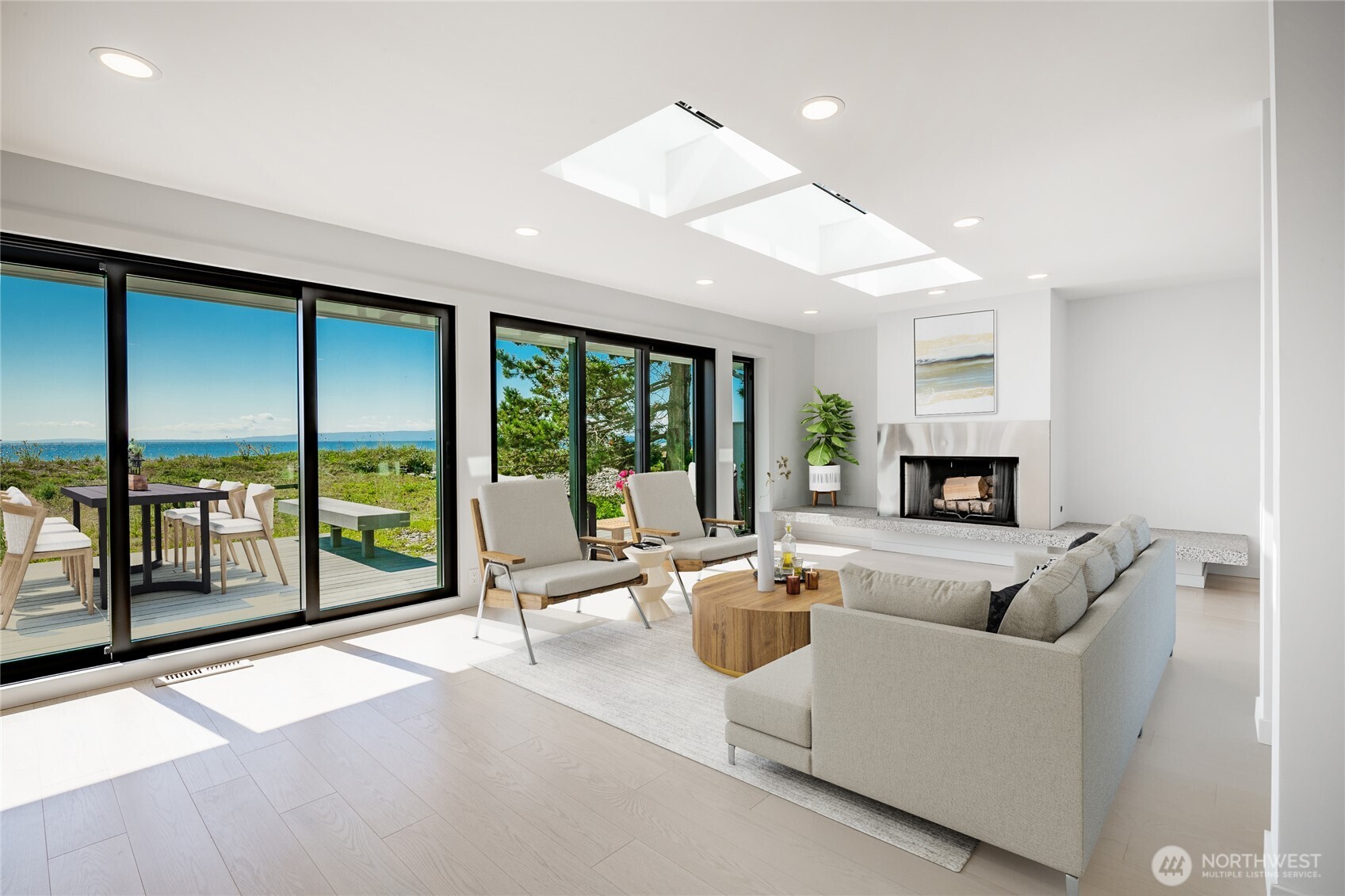 Point Roberts, Washington, 98281, United States, 3 Bedrooms Bedrooms, ,3 BathroomsBathrooms,Residential,Active,2035109