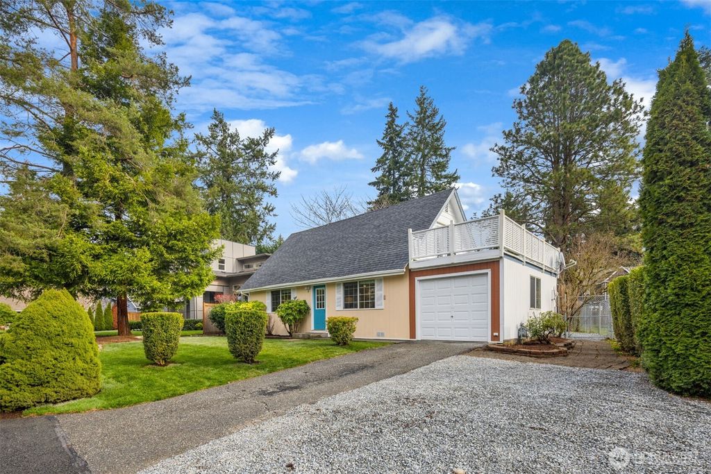 Photo of 13308 125th Avenue NE, Kirkland, WA 98034 (MLS # 2469721)
