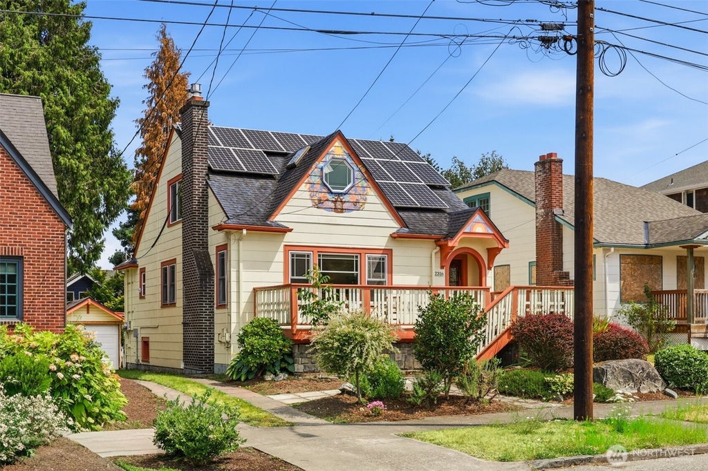 Photo of 2316 41st Avenue SW, Seattle, WA 98116 (MLS # 2559758)