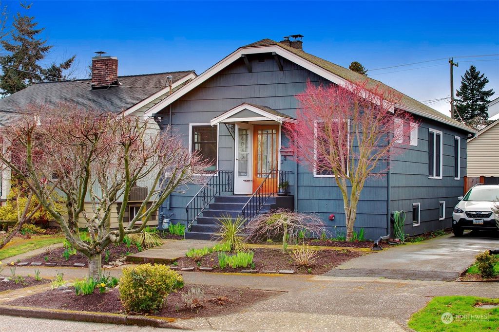 Photo of 6043 7th Avenue NW, Seattle, WA 98107 (MLS # 2201964)