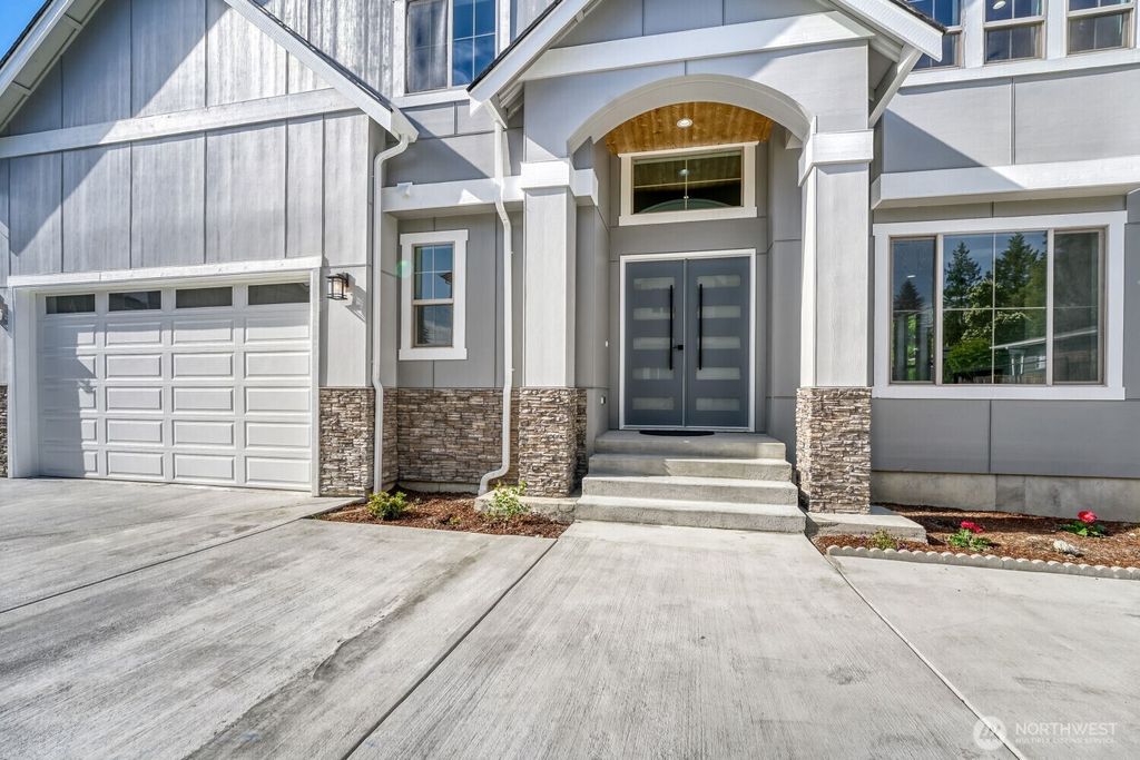 Photo of 3418 S 164th Street, SeaTac, WA 98188 (MLS # 2521785)