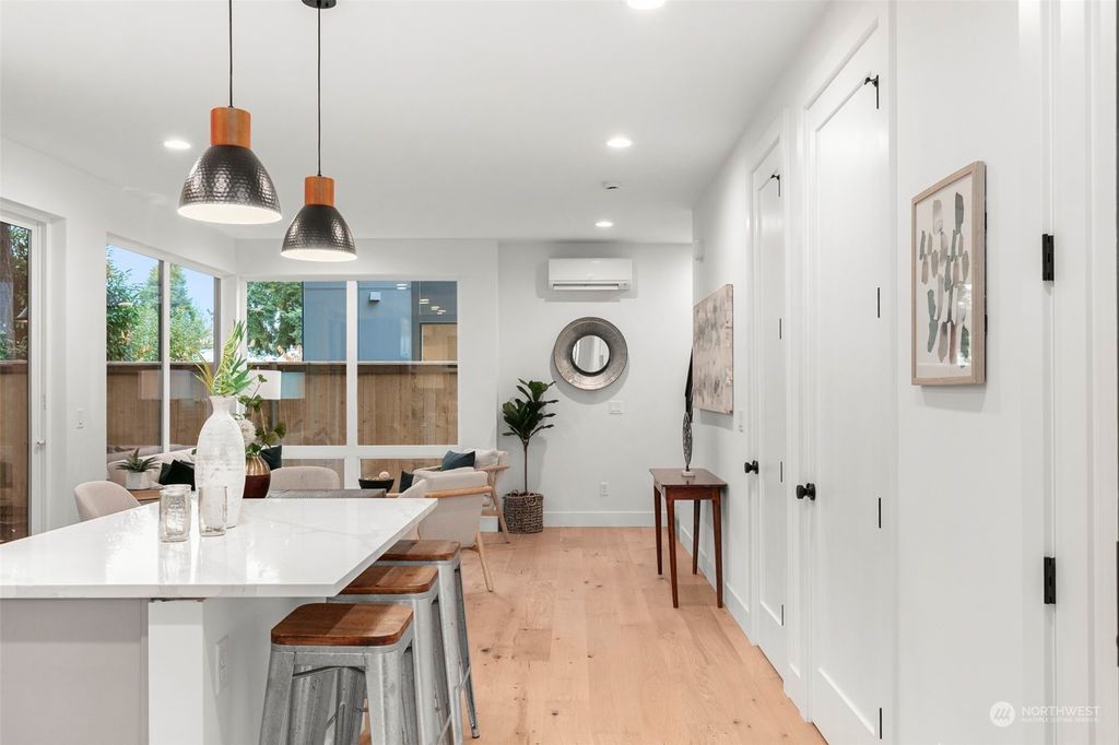 Photo of 9520 14th Avenue NW, Seattle, WA 98117 (MLS # 2179081)