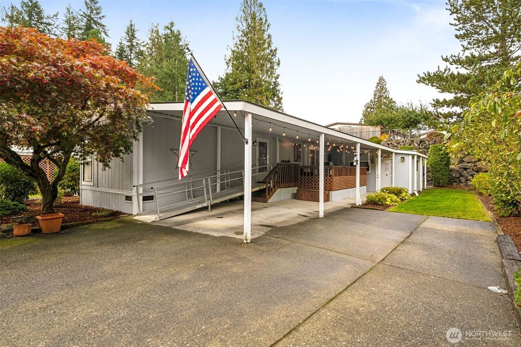 Photo of 2350 Rincon Avenue, Enumclaw, WA 98022 (MLS # 2475511)