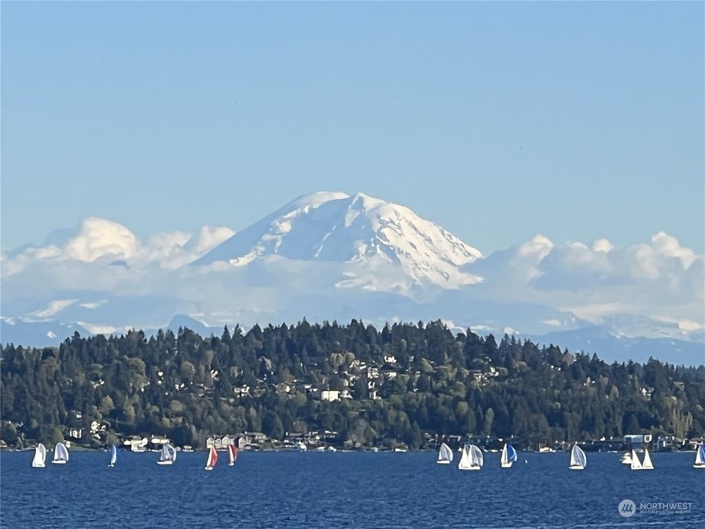 Photo of 1620 43rd Avenue E #3-C, Seattle, WA 98112 (MLS # 2304968)