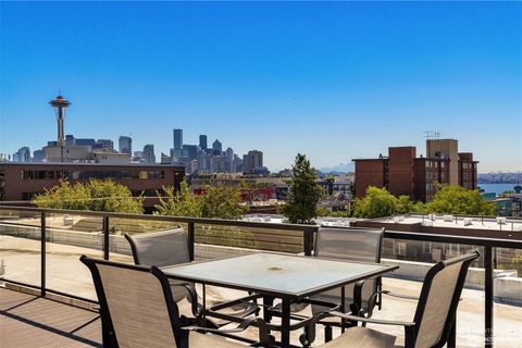 Photo of 626 4th Avenue W #202, Seattle, WA 98119 (MLS # 2331327)