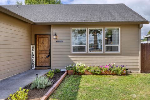 A home in Onalaska