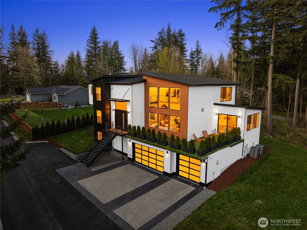 Photo of 9730 354th Avenue SE, Snoqualmie, WA 98065 (MLS # 2429254)